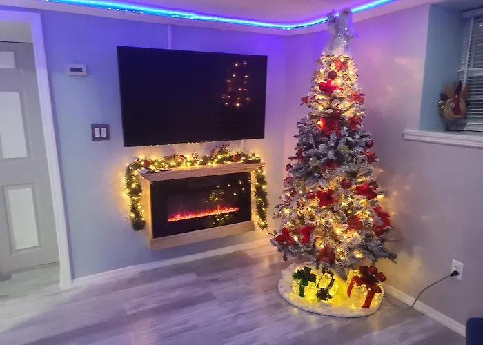Lovely 2 Bedroom Apartment With 2 Entrance And Parking