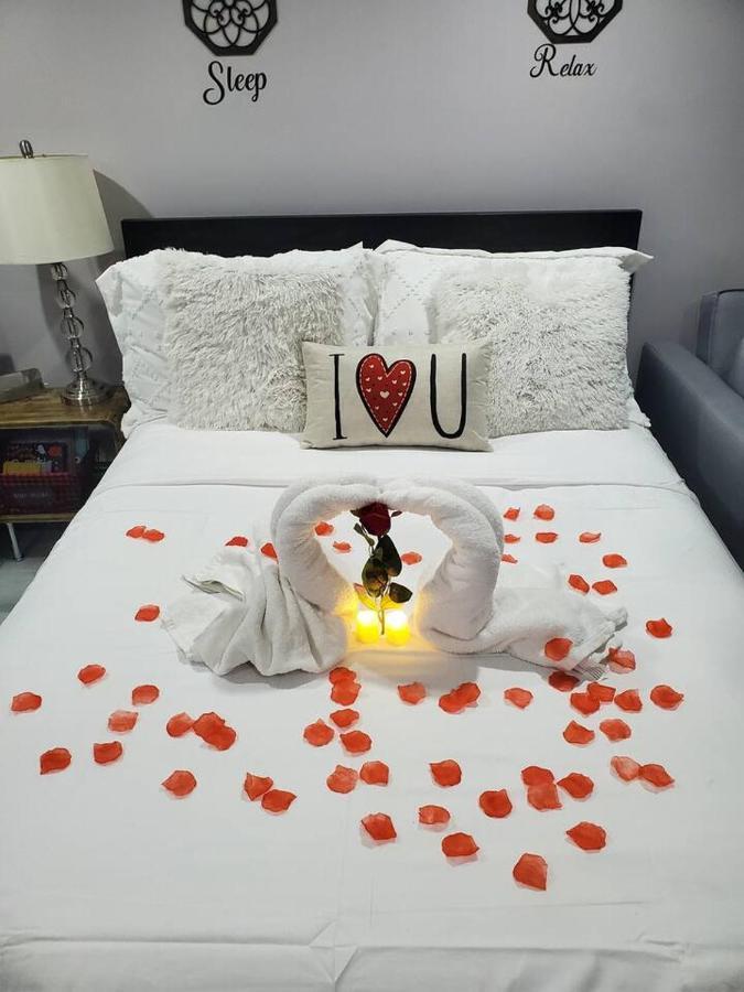 Lovely 2 Bedroom With 2 Entrance And Parking Appartamento New York