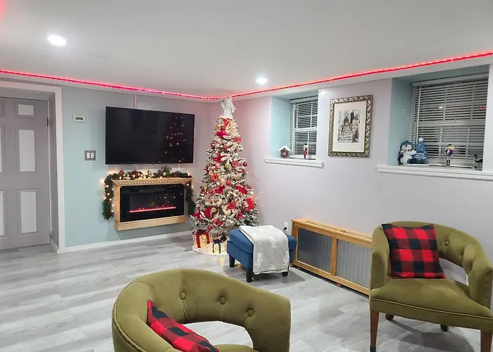 Lovely 2 Bedroom Apartment With 2 Entrance And Parking